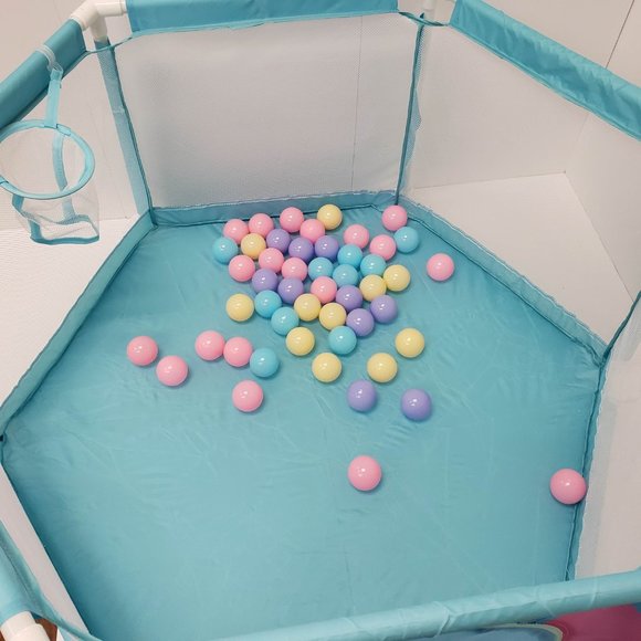 New Play Yard/Ball Pit - Picture 12 of 16